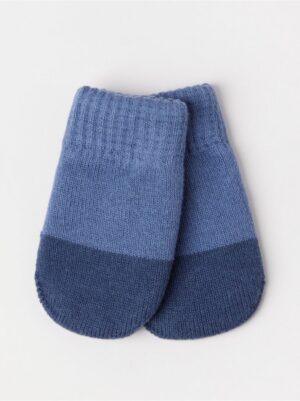 Mittens - 3002138-9392