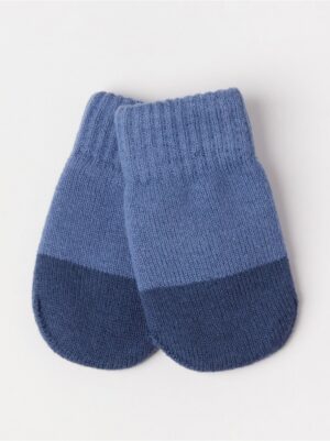 Mittens - 3002138-9392