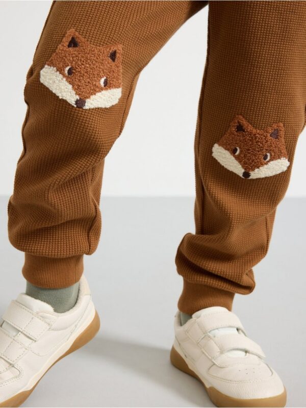 Trousers with patches - 3002309-1767