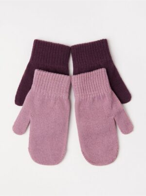 2-pack magic mittens - 8599097-7660