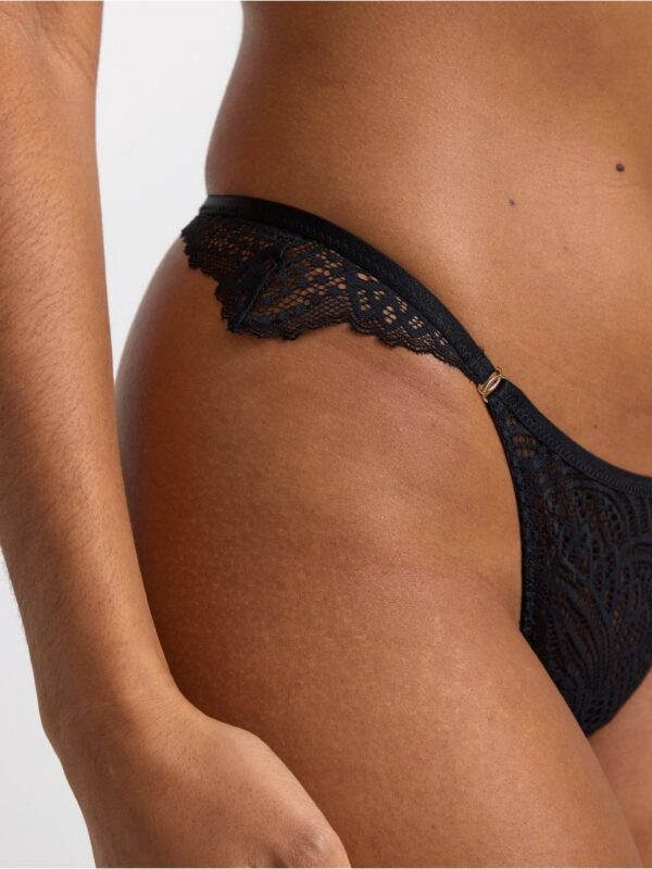 Thong in lace - 8623069-80
