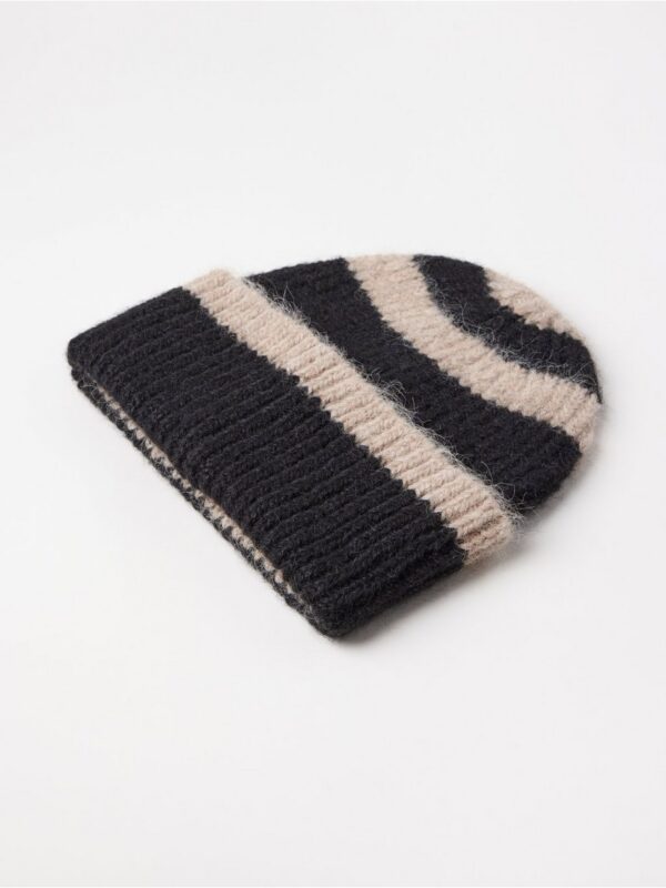 Knitted beanie - 3002983-80