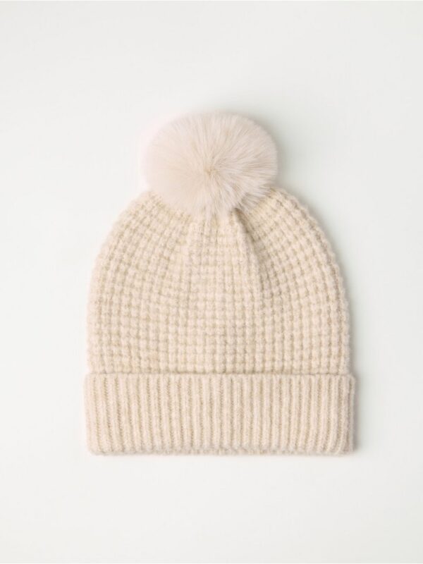 Knitted beanie with faux fur pompom - 3003083-7704