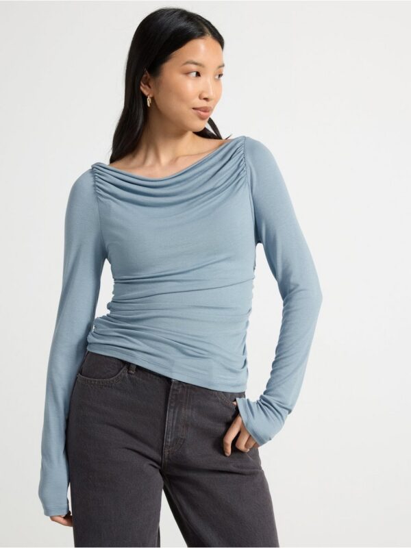 Long-sleeved top with gatherings - 3003867-8001