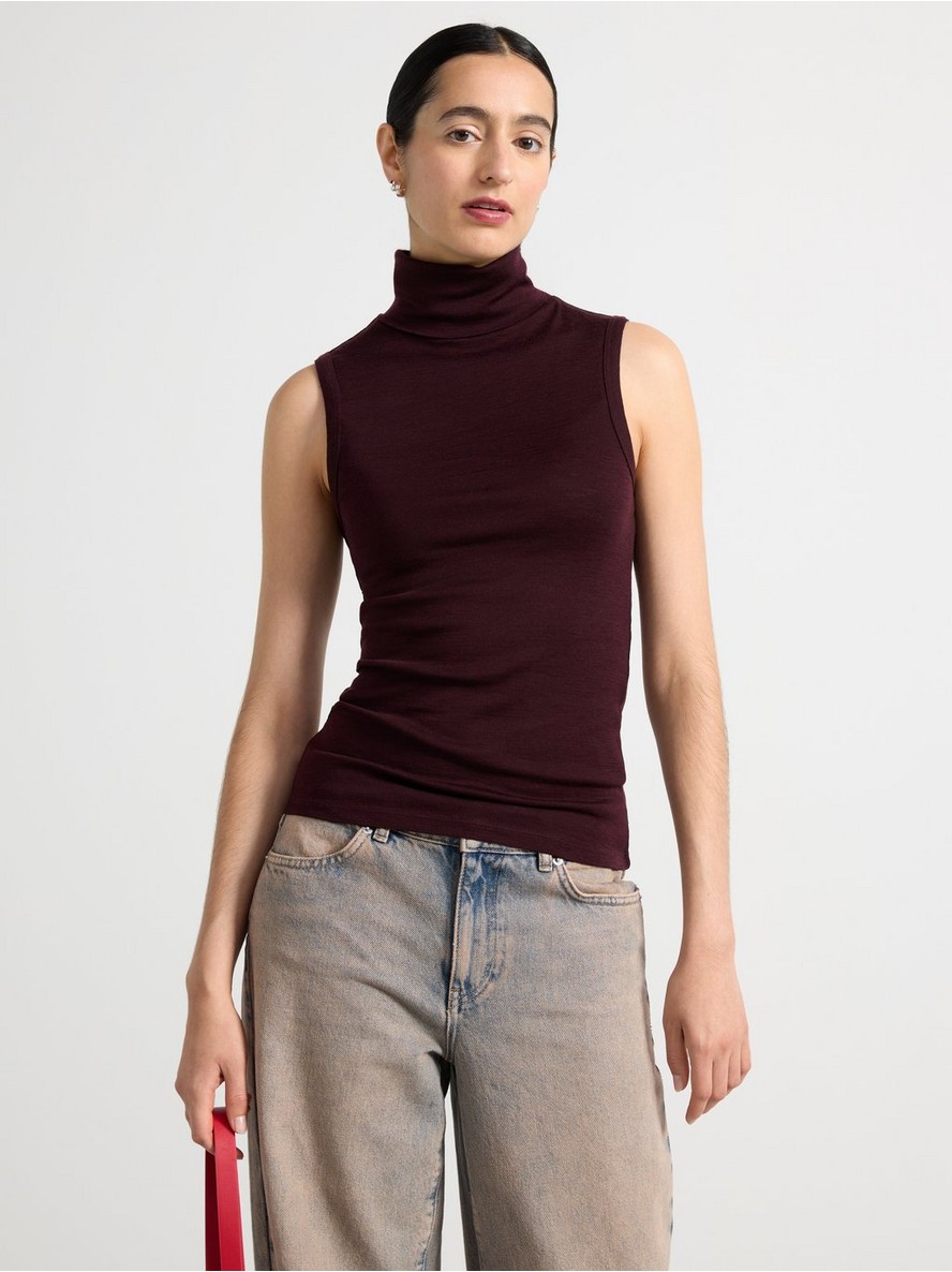 Majica – Sleeveless turtleneck top in wool