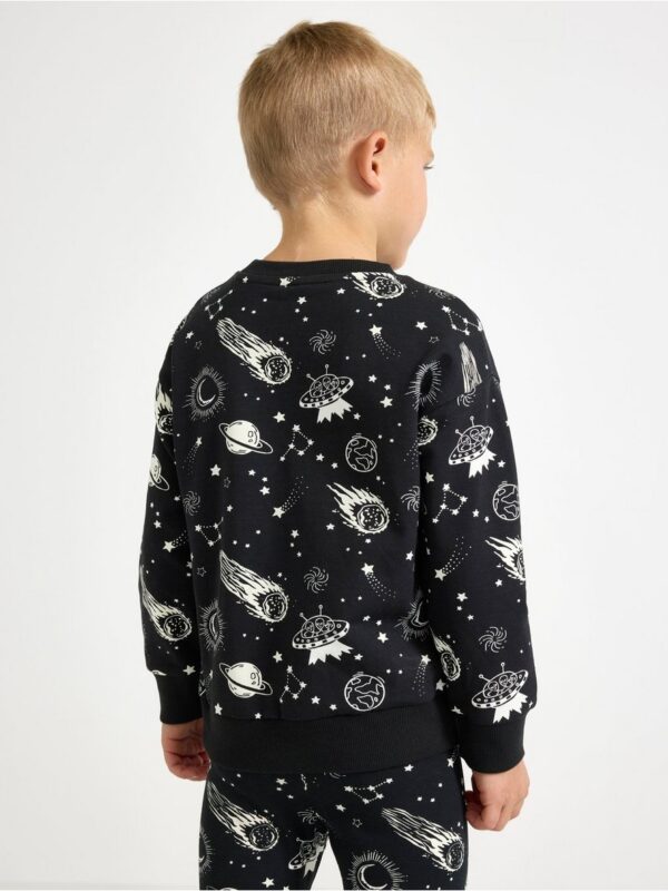 Sweatshirt with glow in the dark print - 3003419-80