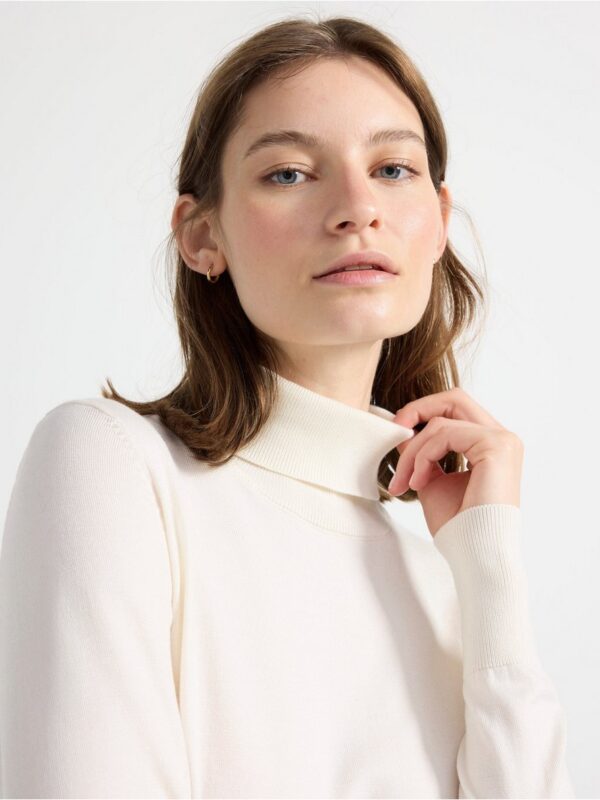 Fine-knit roll neck top - 8385452-9606