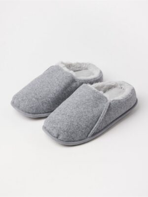 Slippers - 8598551-1041
