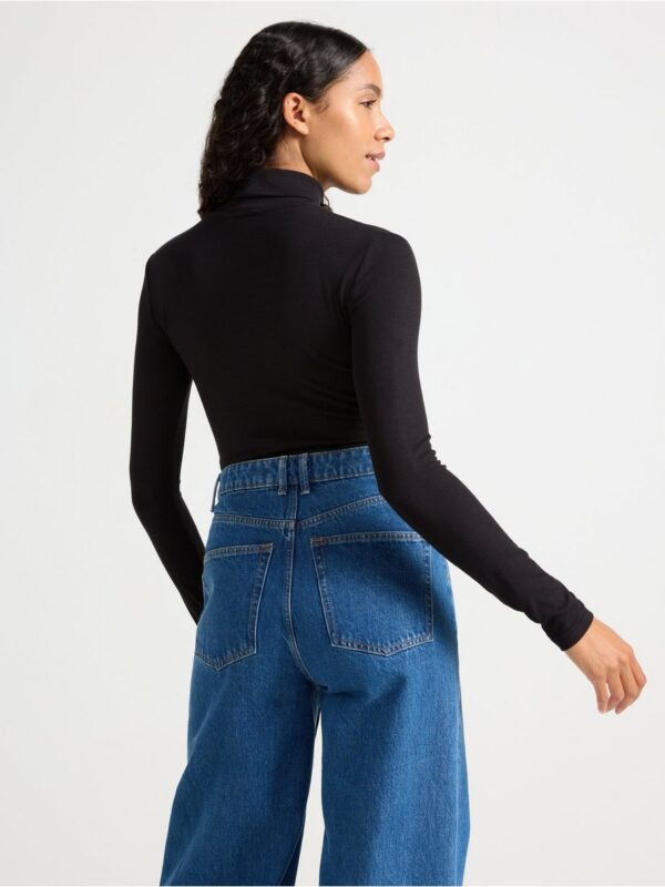 Ribbed long-sleeved top with turtleneck - 3001168-80