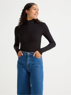 Ribbed long-sleeved top with turtleneck - 3001168-80