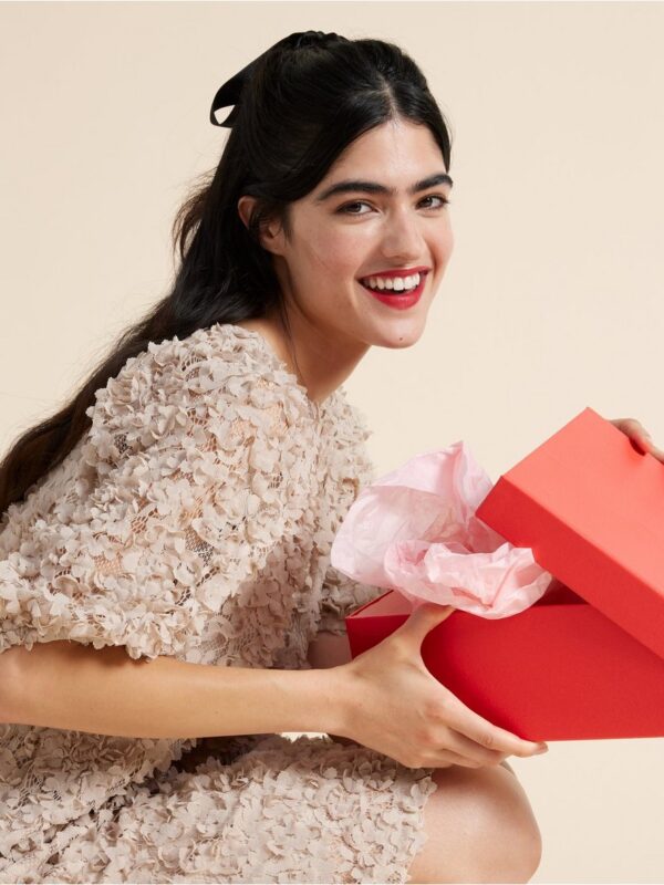 Dress in lace with flowers - 3004605-4344