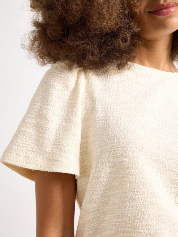 Short-sleeved top with texture - 3004125-300