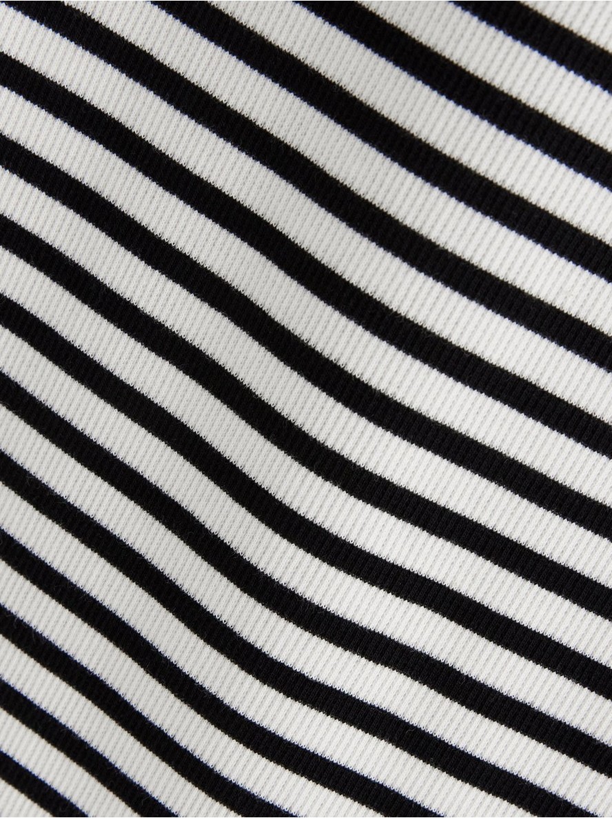 3005352_300_PS_D