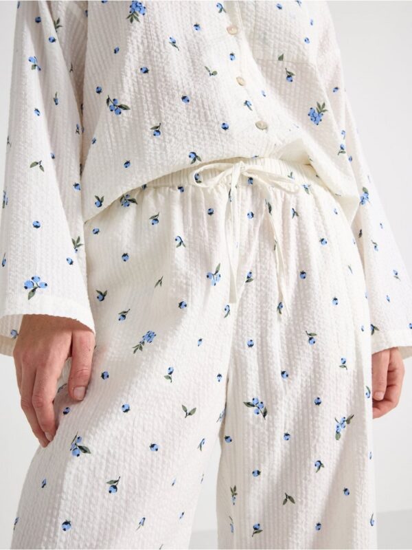 Pyjama trousers in seersucker - 8579929-3675