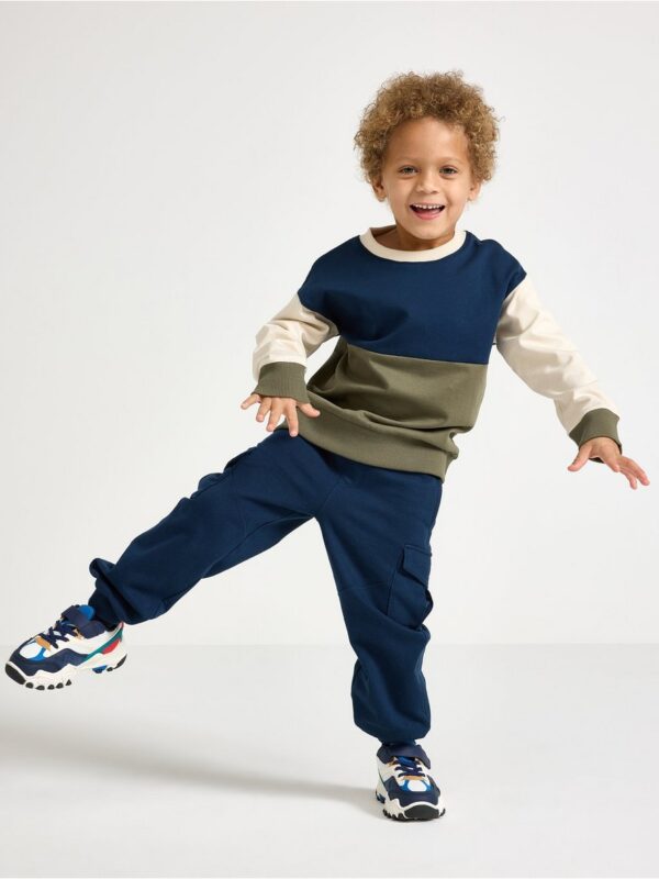 Sweatshirt with brushed inside - 3002726-6876