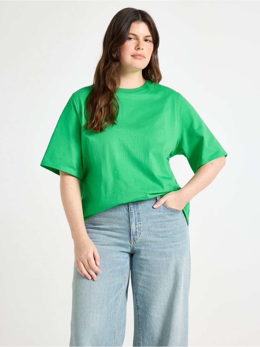 Majica – Oversized t-shirt