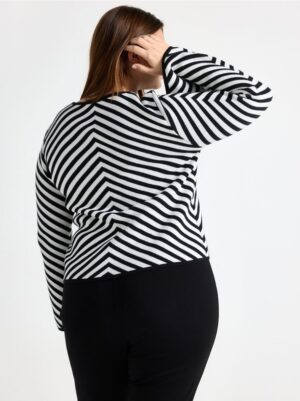 Long-sleeved jumper - 3005087-80