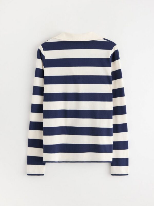 Figure-fit top with collar - 3006962-2150