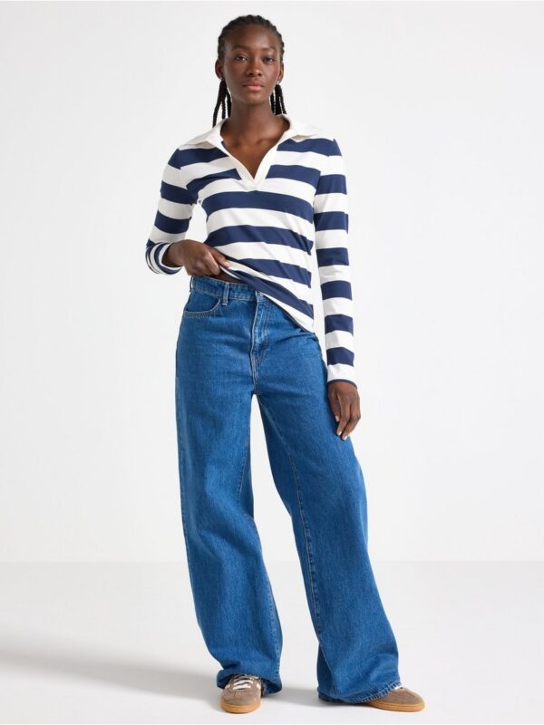 Figure-fit top with collar - 3006962-2150
