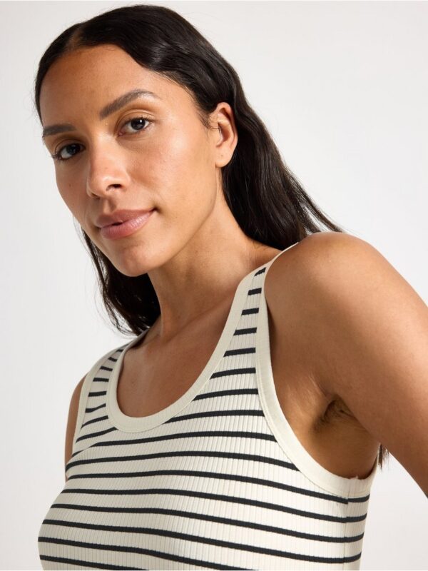 Ribbed Tank top - 3001041-1480