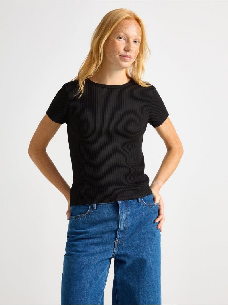 - Ribbed short-sleeved top Ribbed short-sleeved top - 3004388-80