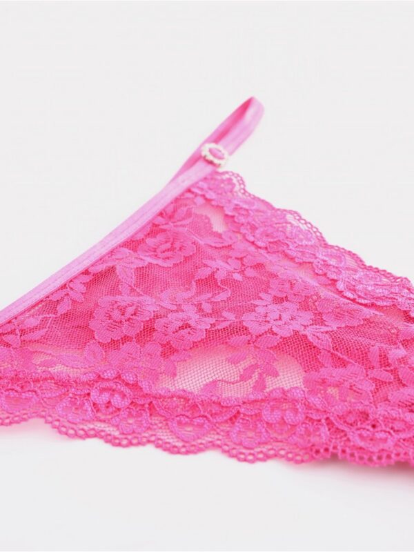 Thong in lace - 8727233-3427