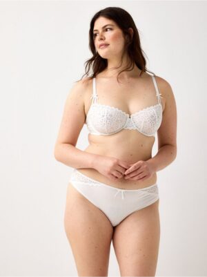 Brazilian briefs with broderie anglaise - 3005629-70