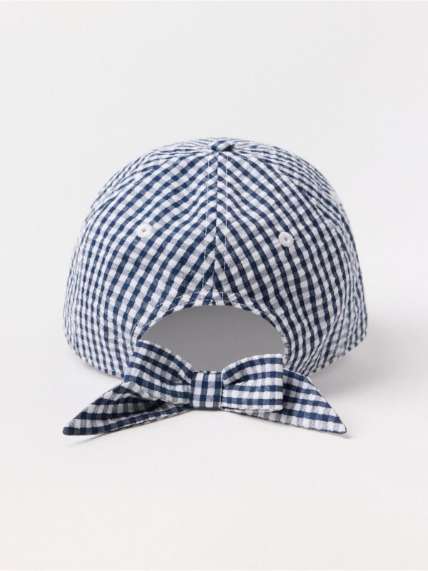 Cap with bow - 3005834-1957