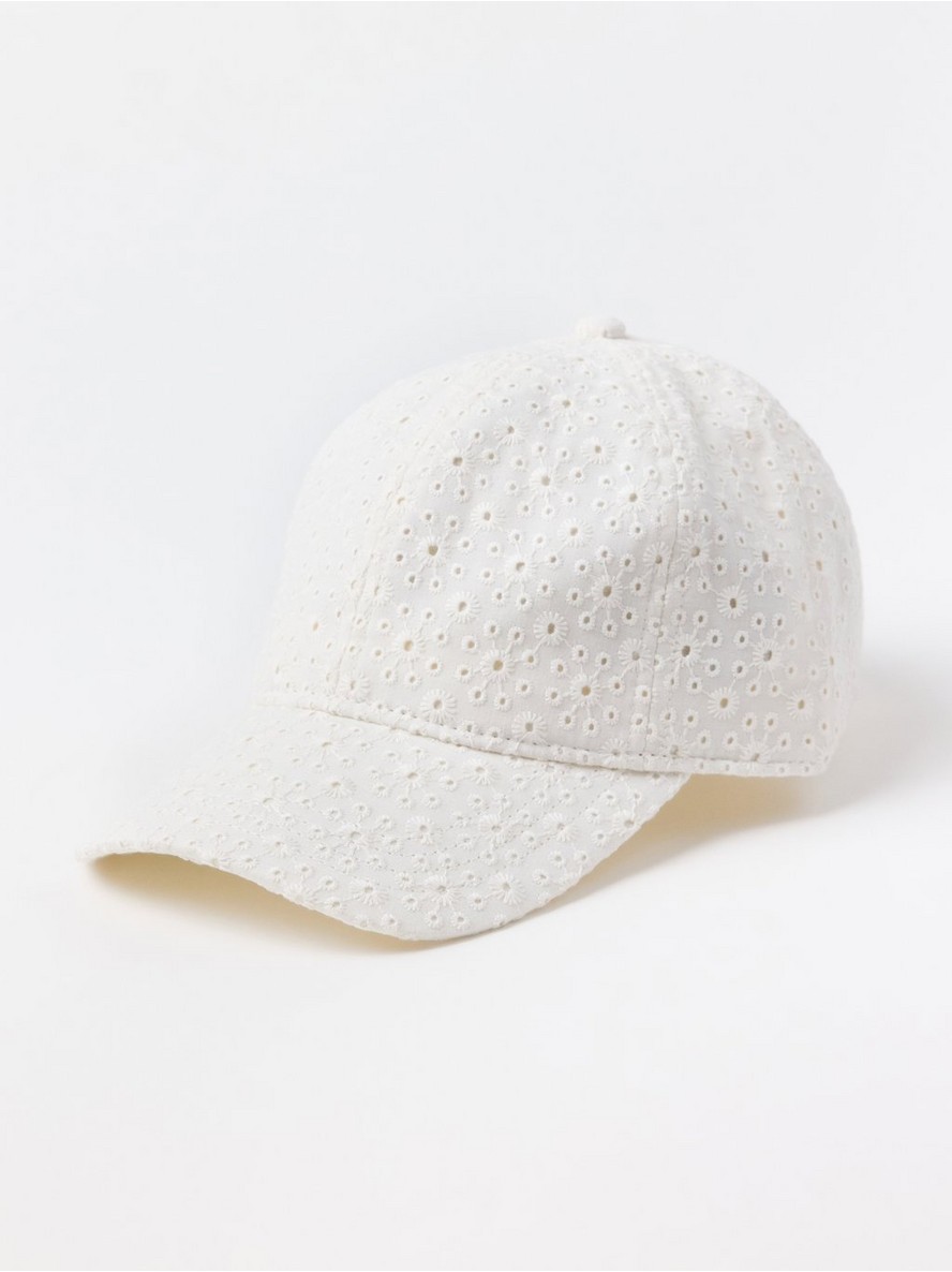 Kacket – Cap with broderie anglaise