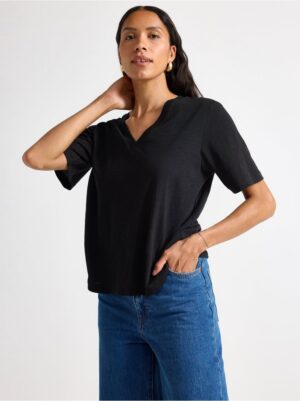 T-shirt with v-neck - 3005988-80
