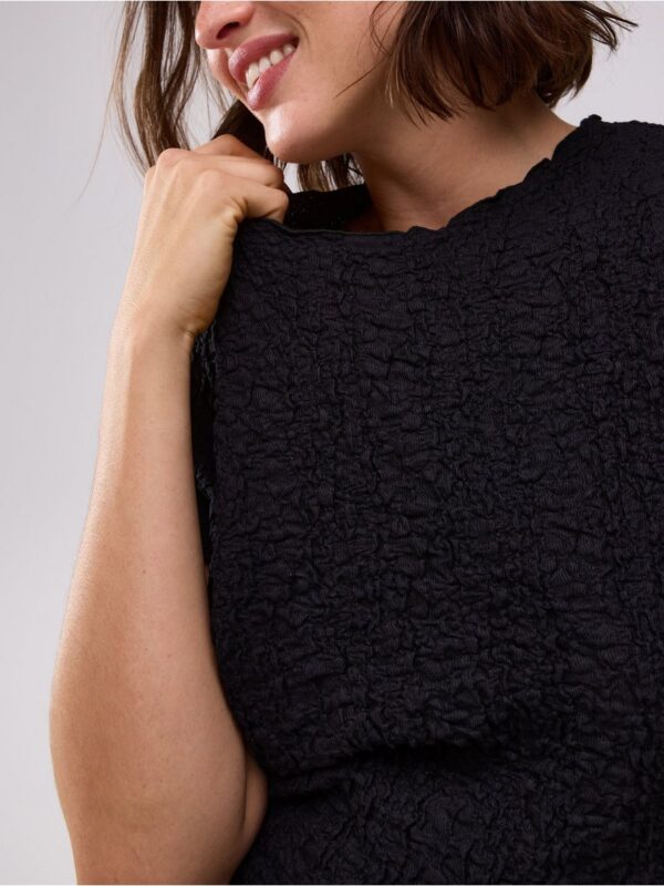 Short-sleeved top with structure - 3007671-80