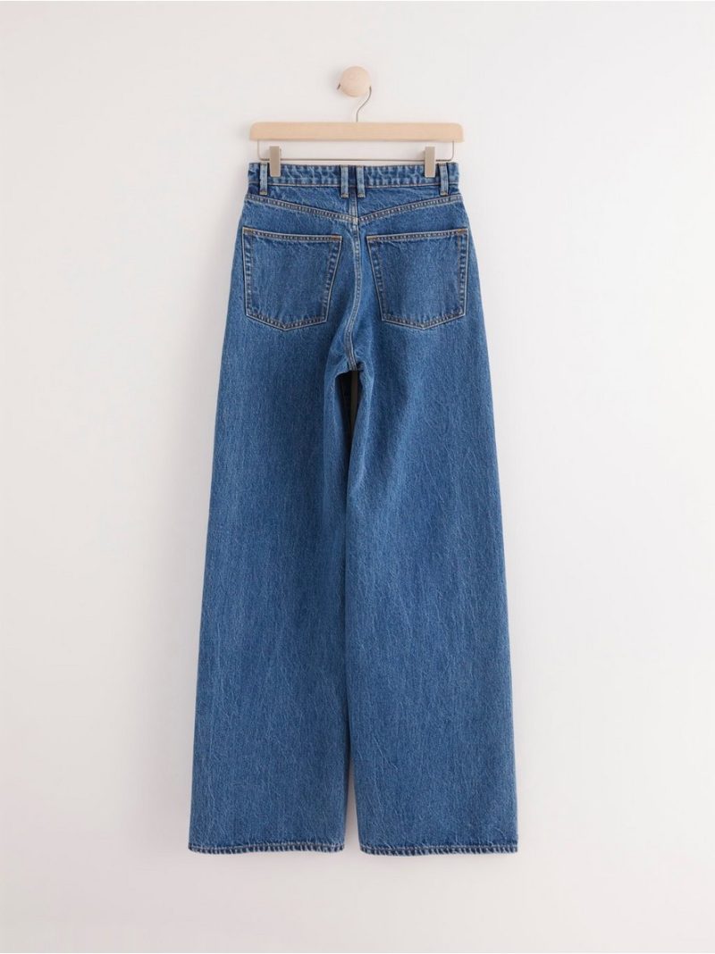 WIDE Jackie  jeans with extra wide leg - 8193512-791