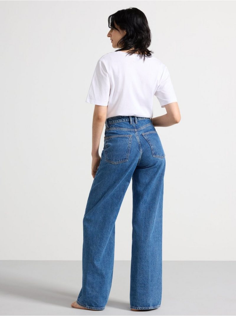 WIDE Jackie  jeans with extra wide leg - 8193512-791