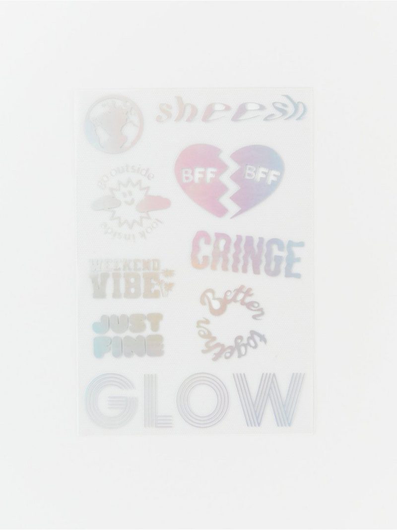 - Shimmery iron on decorations Shimmery iron on decorations - 8336243-80