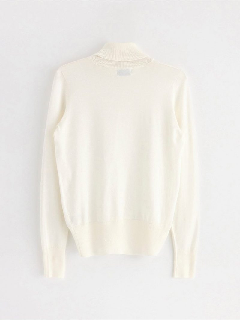 Long-sleeved turtleneck top - 8385452-300