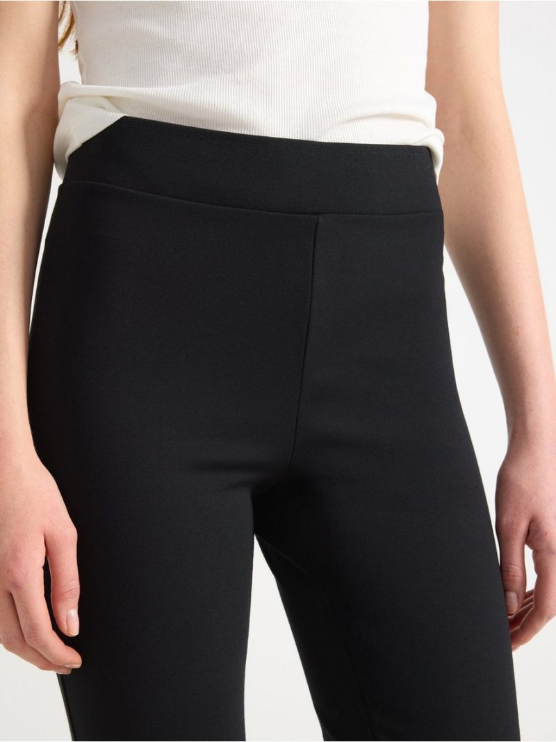 Cropped flared trousers in punto - 8460622-80