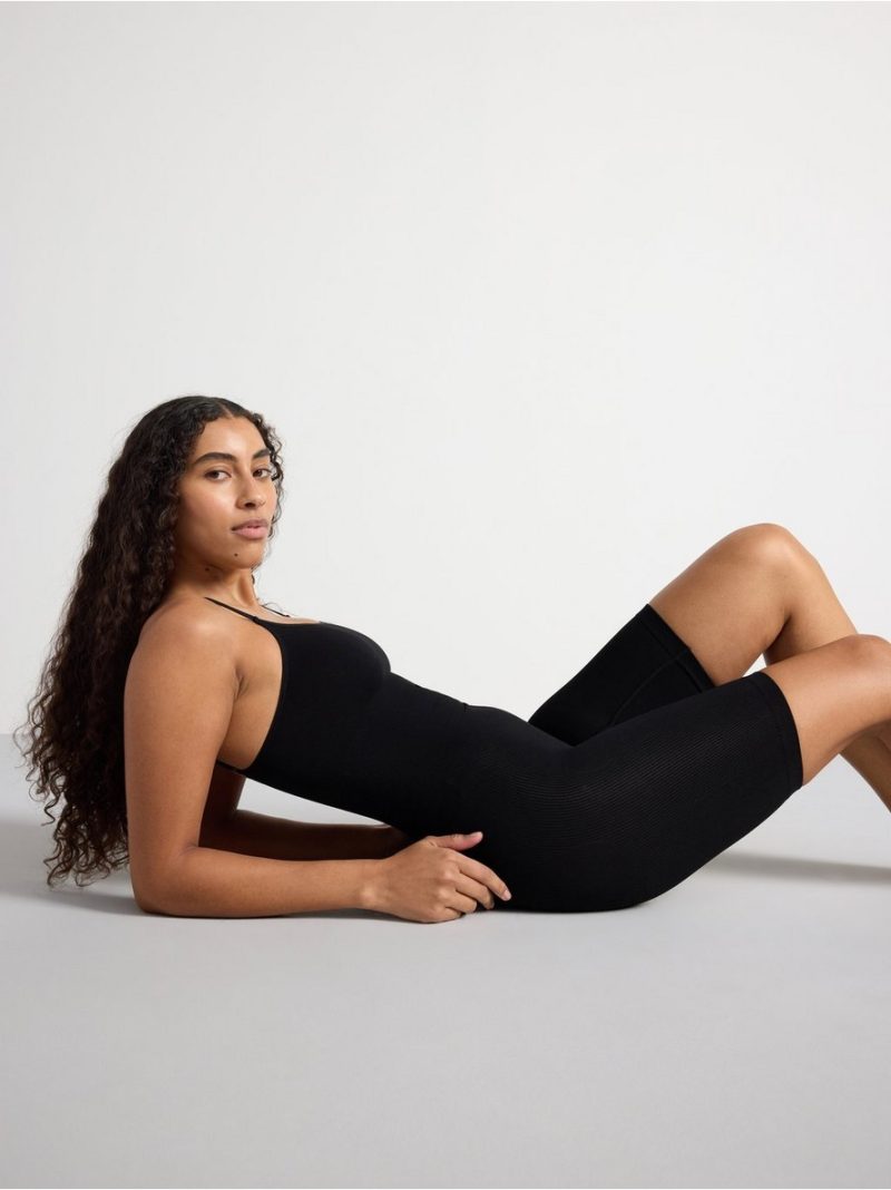 Zonal support shaping body with short legs - 8560087-80