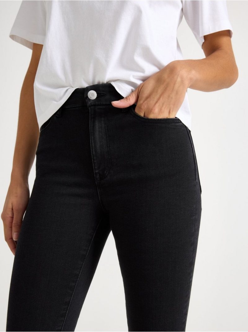 SLIM Clara superstretch  jeans with high recovery - 8598878-80