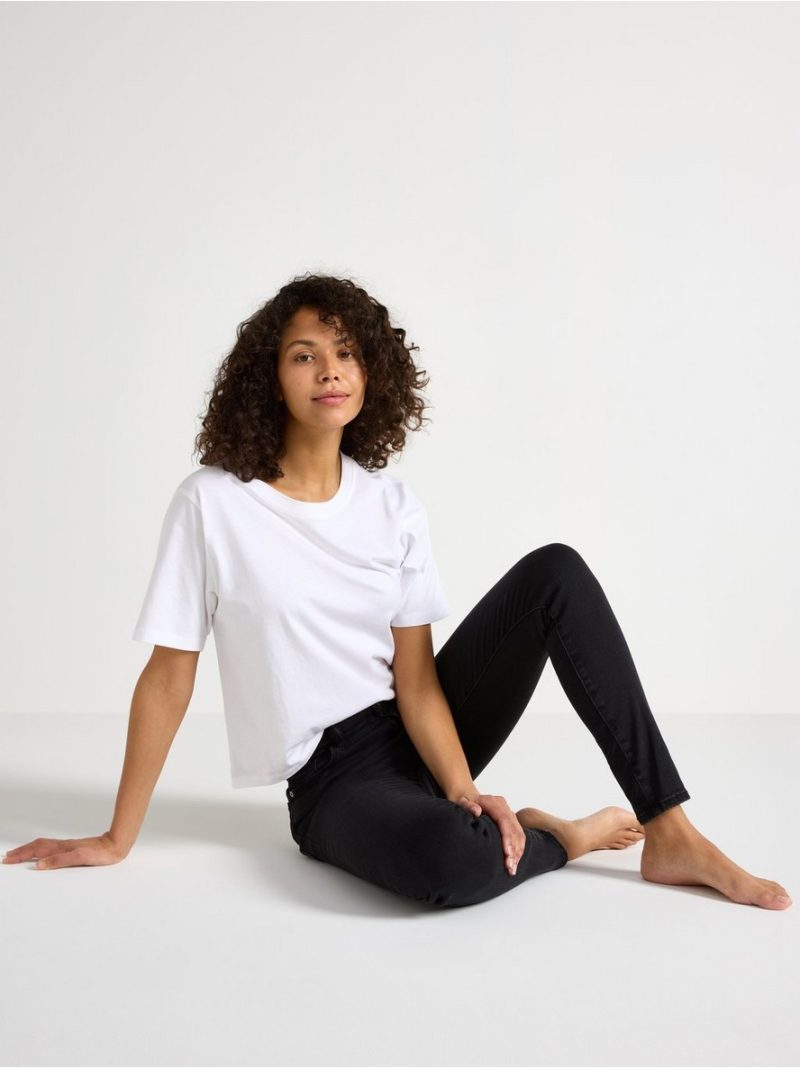 SLIM Clara superstretch  jeans with high recovery - 8598878-80