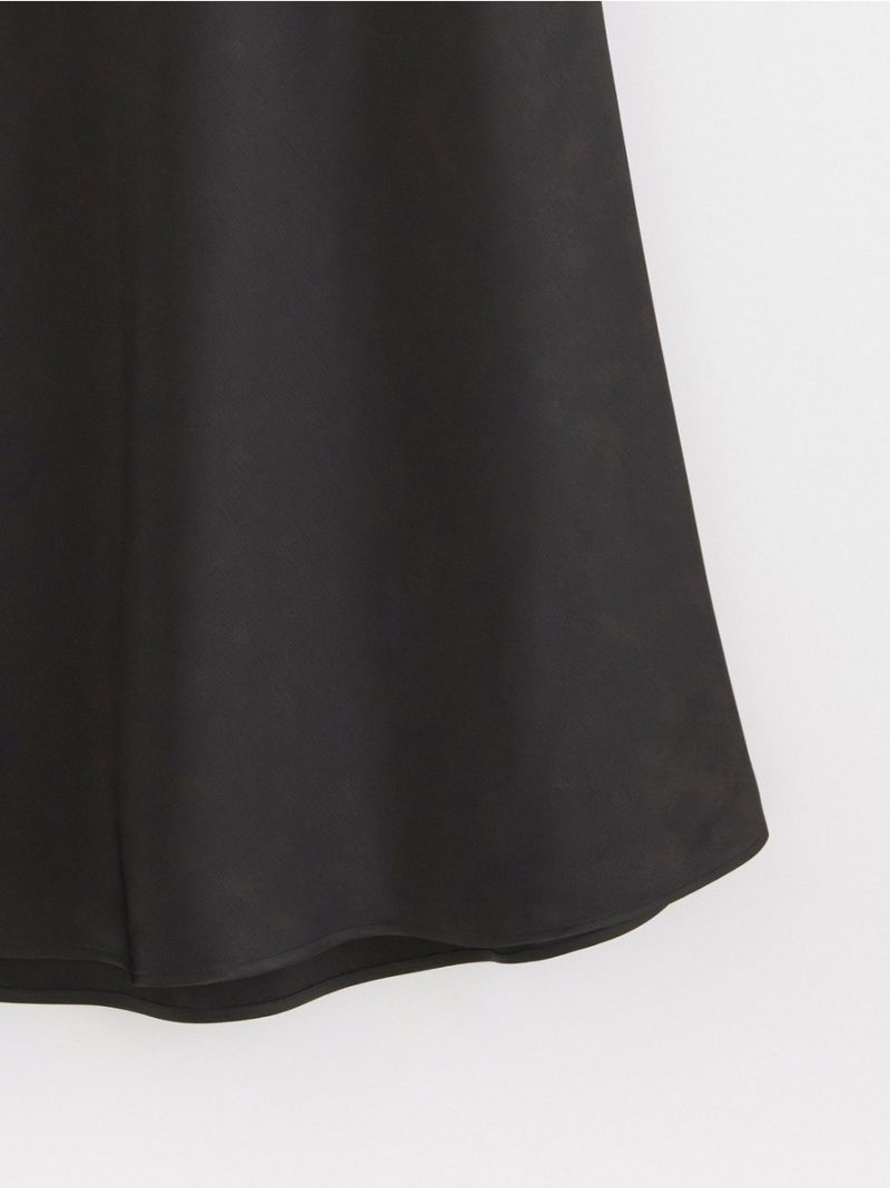 Midi skirt in satin - 8608741-80