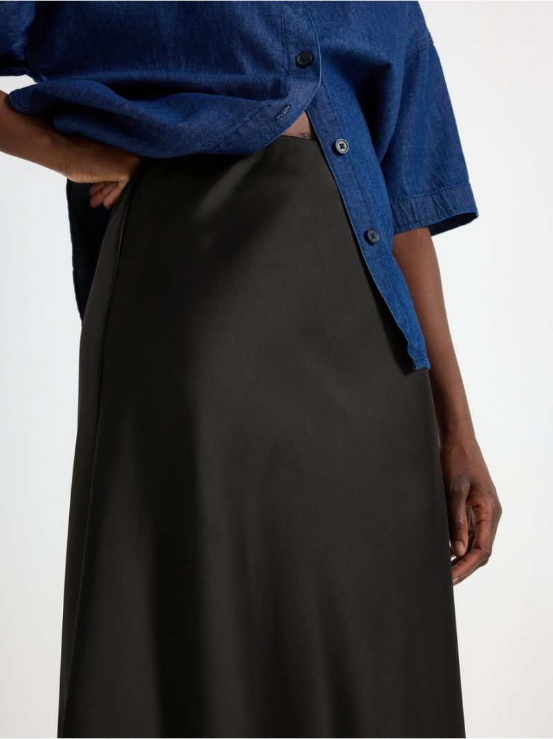 Midi skirt in satin - 8608741-80