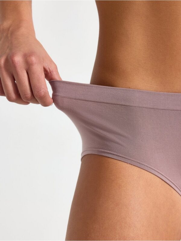 Seamless briefs with regular waist - 3002487-9511