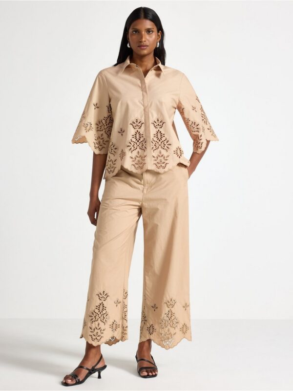 Short-sleeved shirt with embroidery - 3005472-7603