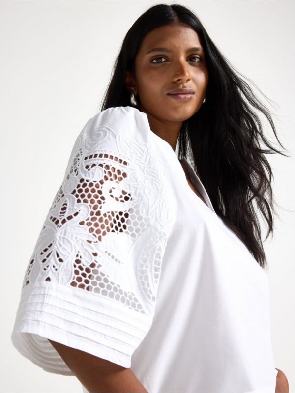 Blouse with embroidery - 3005579-70