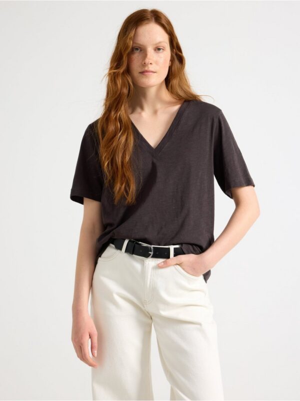 T-shirt with v-neck - 3005988-8117