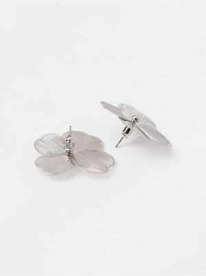 Earrings with flowers - 3006698-10