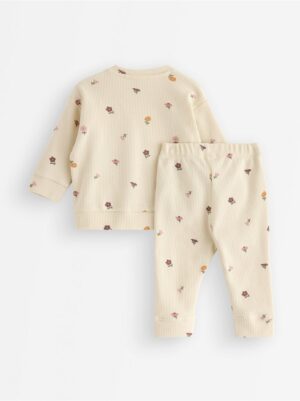 Set - sweatshirt and trousers - 3007454-1230