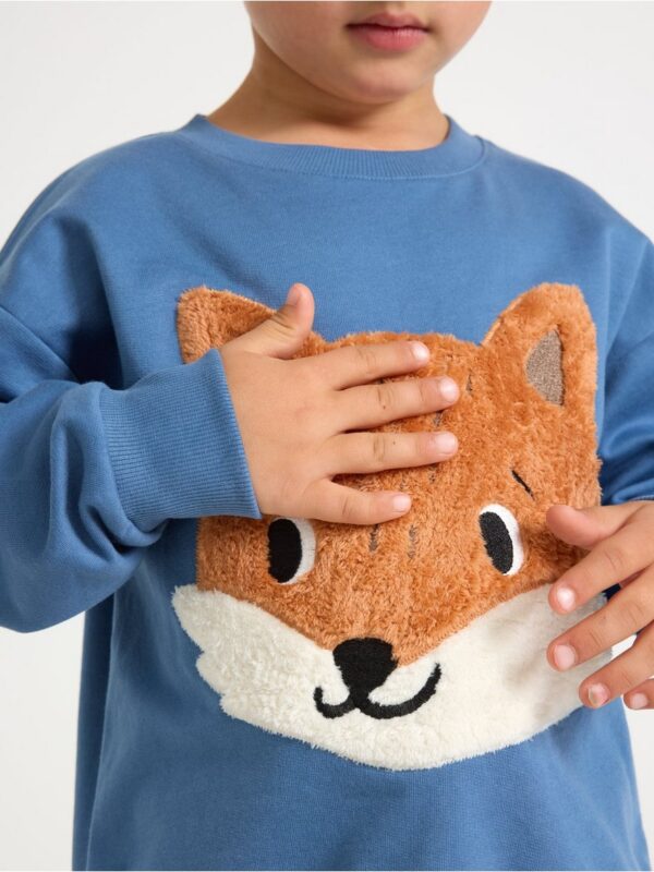 Sweatshirt with application - 3007571-8887