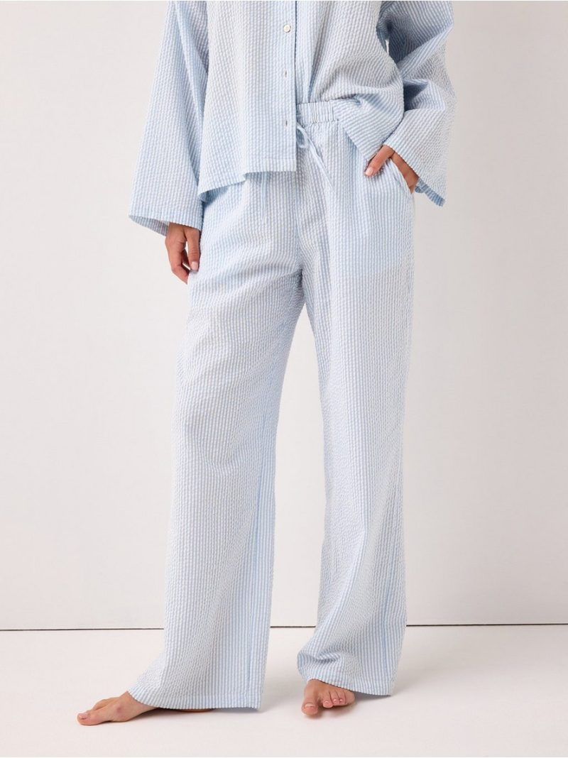 Pyjama trousers in seersucker with longer leg - 3003676-7859