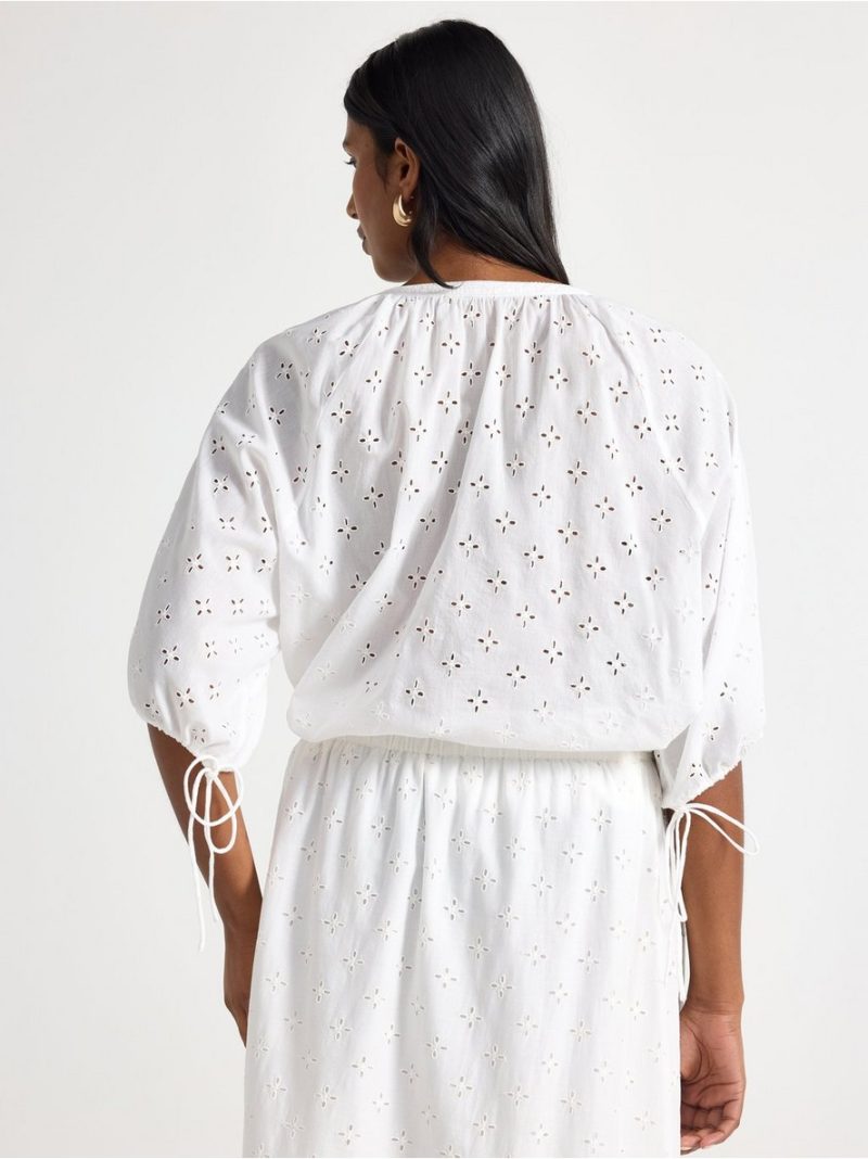 Blouse with embroidery - 3005126-7862